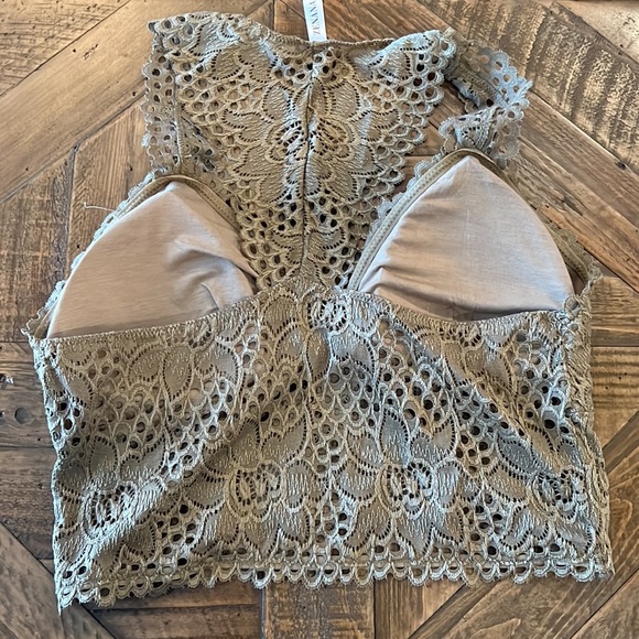 NWT Zenana bralette - Picture 3 of 3
